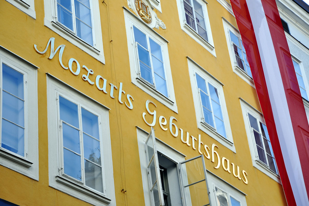 Ausflugsziele Salzburger Land Mozarts Geburtshaus in der Altstadt von Salzburg